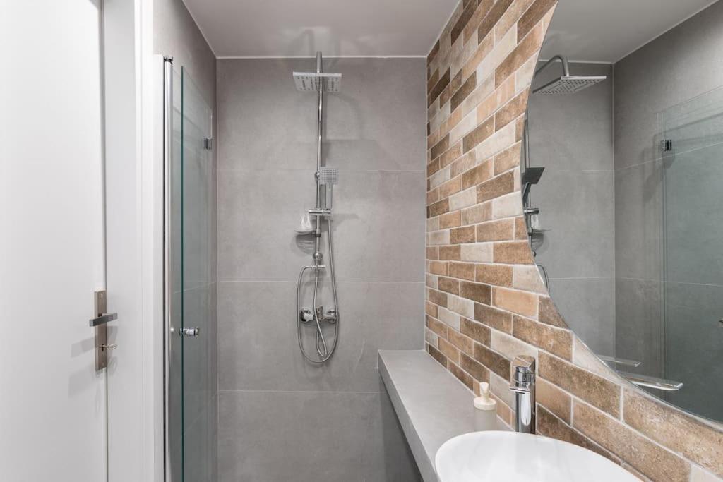 Stylish Studio Downtown Atina Dış mekan fotoğraf